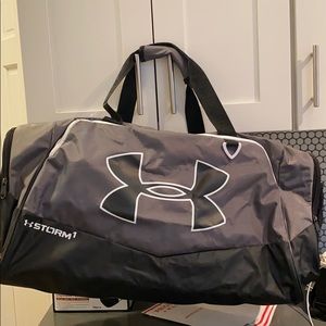 NWT Under Armor Duffle Bag